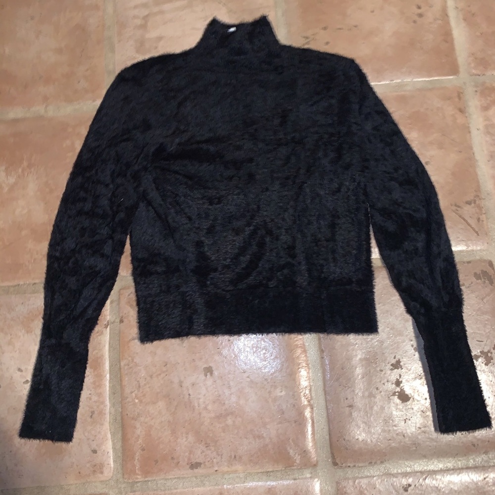 Leith fuzzy black turtleneck